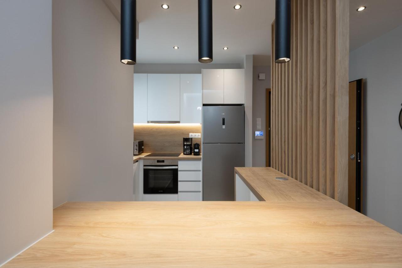Like Home Acropolis 50 Atenas Exterior foto